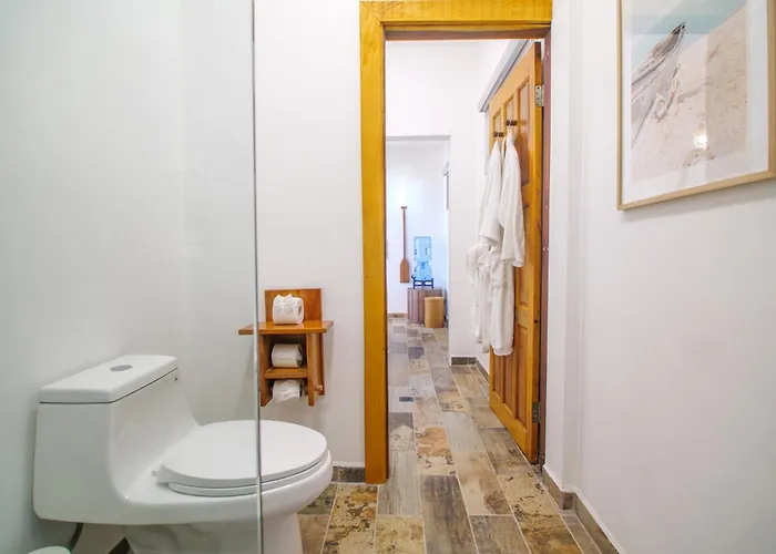 Hotel Aruna & Villas