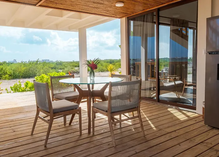 Hotel Aruna & Villas 4*